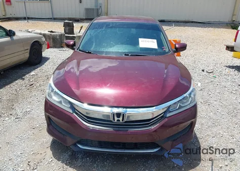 2016 Honda Accord Lx z USA, uszkodzony, nr VIN 1HGCR2F35GA141359